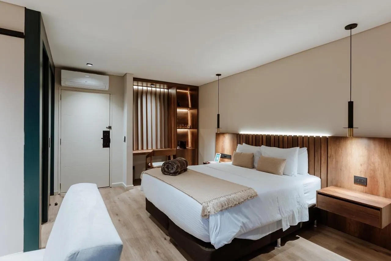 ****  Hotel Sky Medellín Colombia
